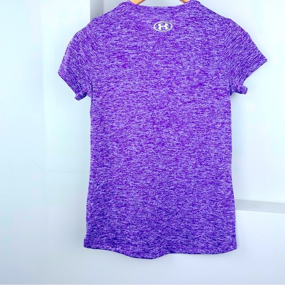 Under Armour youth rash guard, like new condition. - Picture 4 of 4